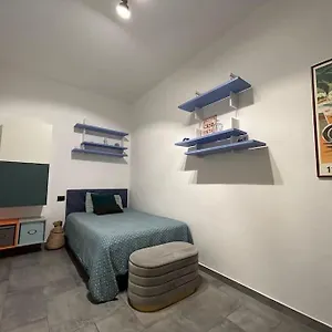 App Di Tania , Reggio nell'Emilia Italia